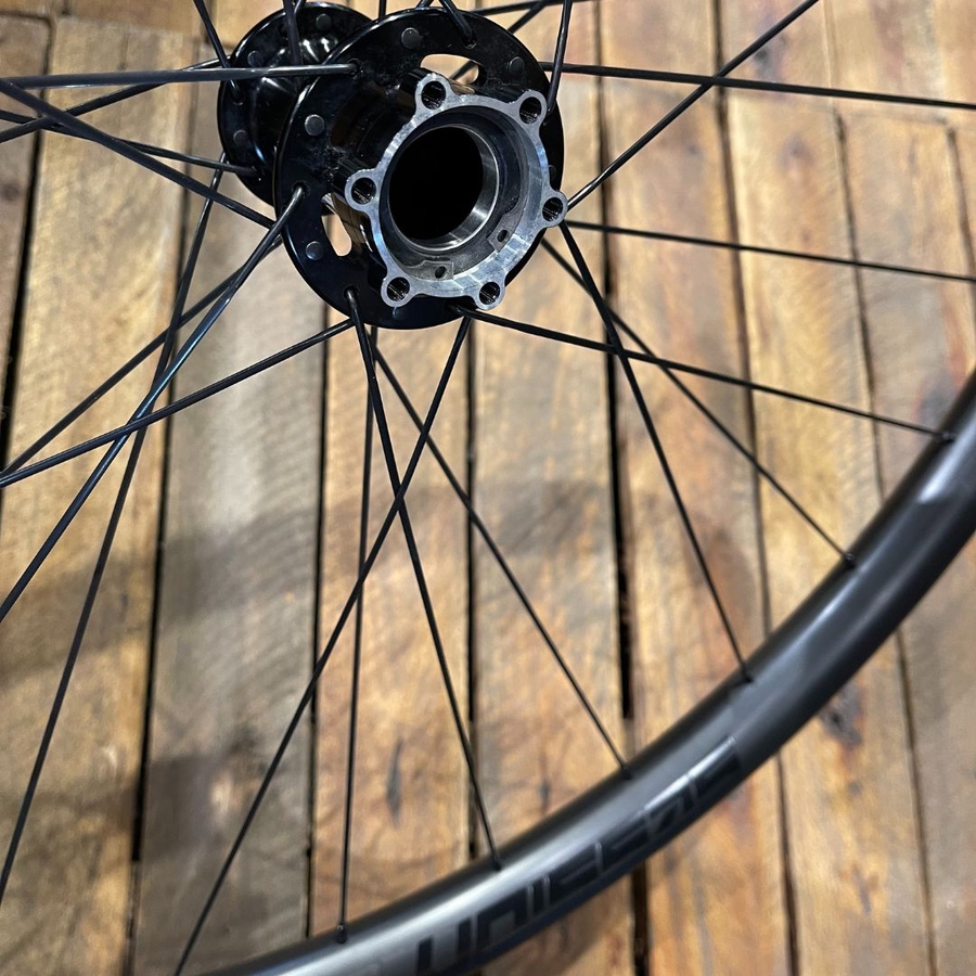 Rodas MTB Session C30 em Carbono Left