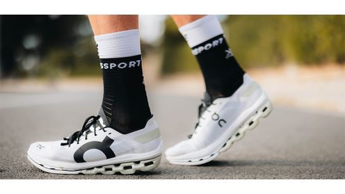 Meia de Compressao Media (Mid Compression Socks Oxygen) V2.0 hover