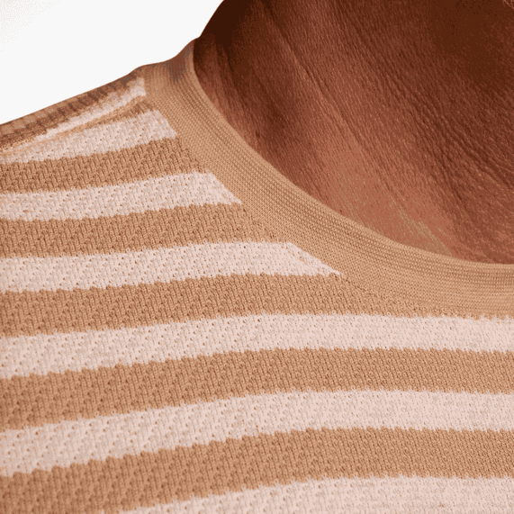 CAMISETA MANGA LONGA PADRÃO LISTRADA BEGE