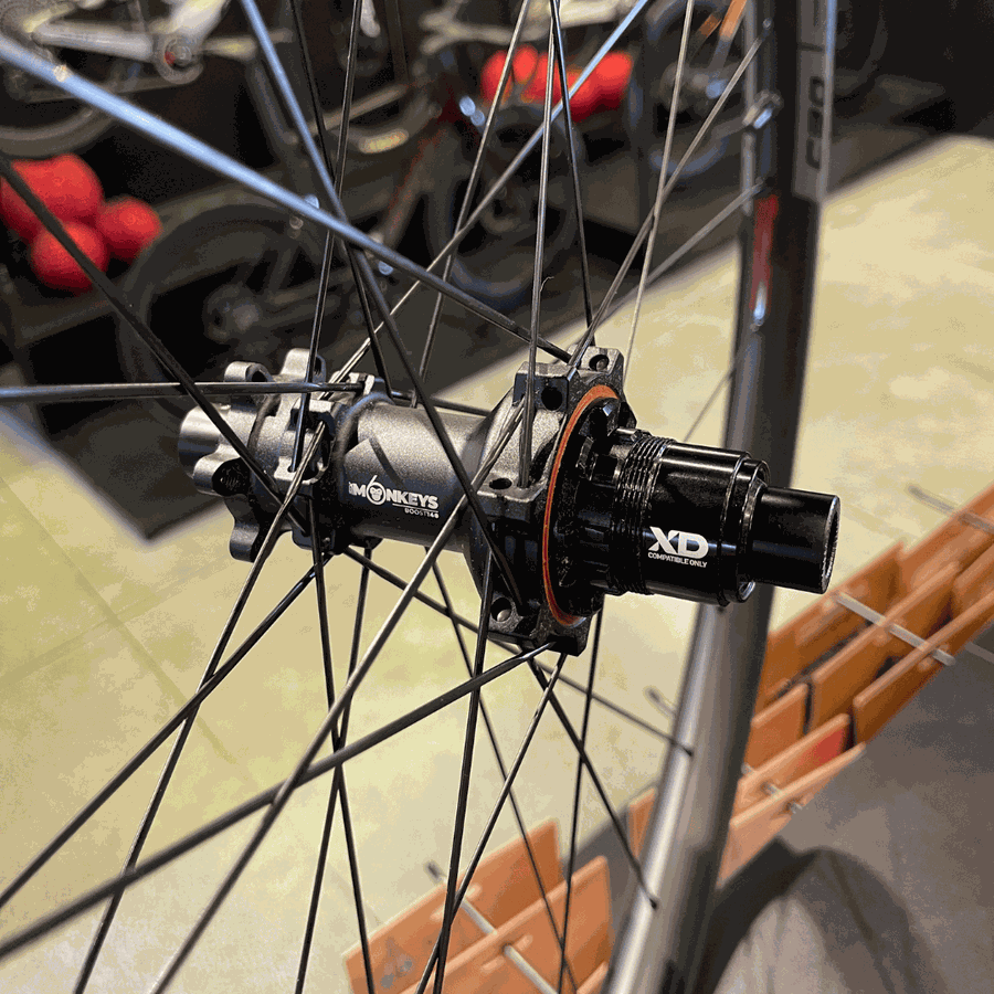Rodas MTB Session C30 em Carbono Boost