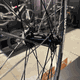 Rodas DT SWISS R470 em Alumínio com cubos SHIMANO - 2