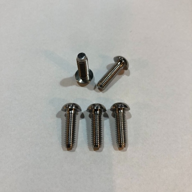 Parafuso em Titânio Para Fixação do Suporte de Garrafa Titânio