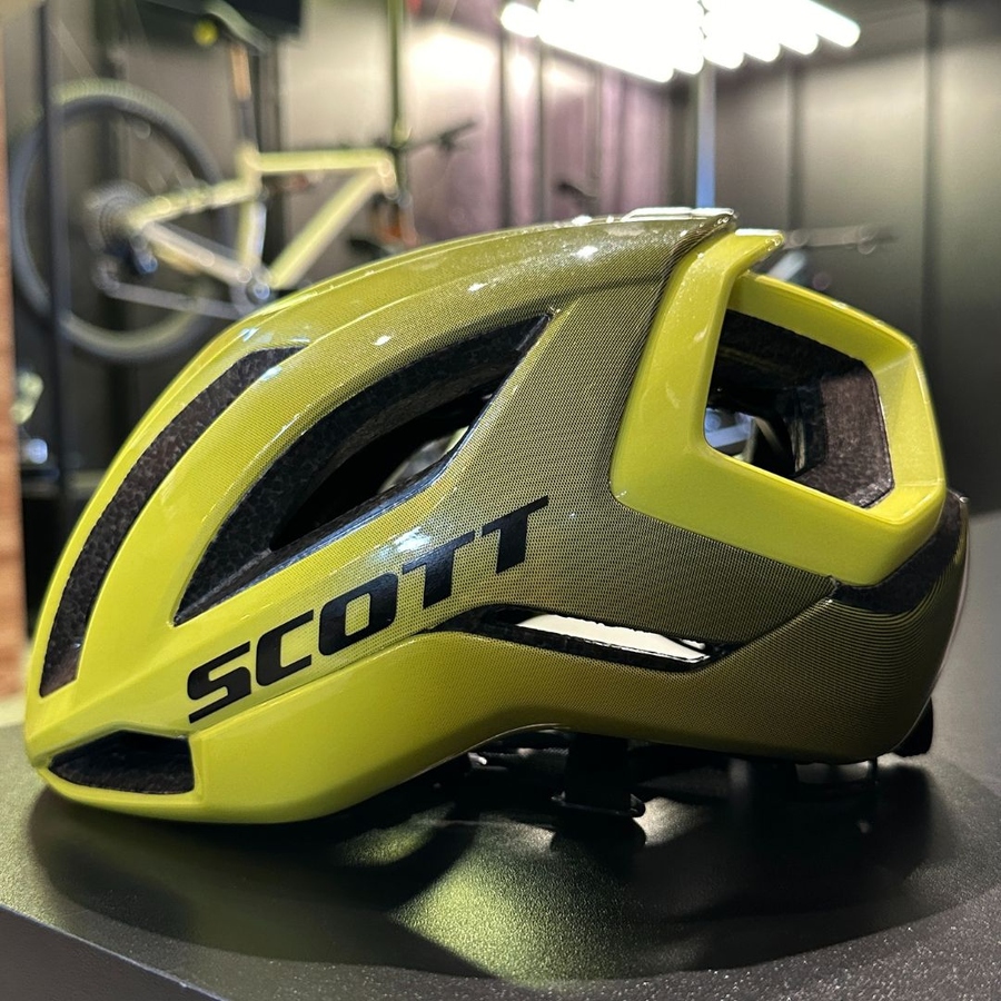 Capacete Scott Centric Plus MIPS Fluor 