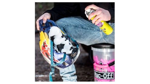 ESPUMA PARA CAPACETE FOAM FRESH MUC-OFF- 400ML hover