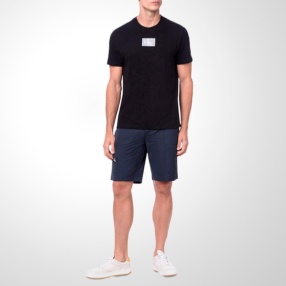 CAMISETA MASCULINA MANGA CURTA REISSUE RETÂNGULO PRETA CALVIN KLEIN JEANS