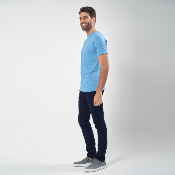 CAMISETA BÁSICA AZUL PADRÃO
