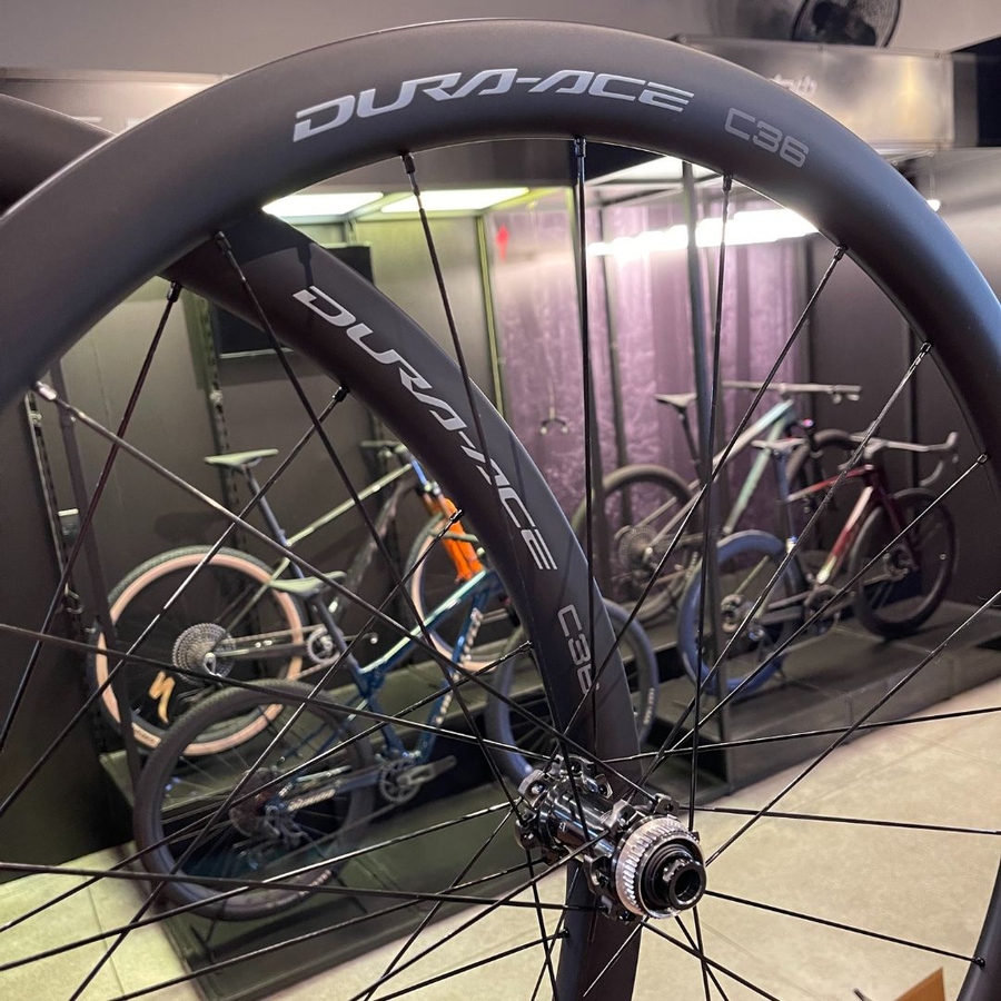 Rodas Shimano Dura Ace WH-R9270 Carbon