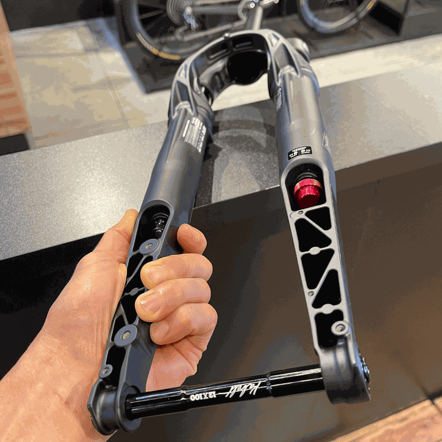 Garfo de Suspensão Fox Performance GRIP Original 32 Para Gravel Preta fosca 40mm