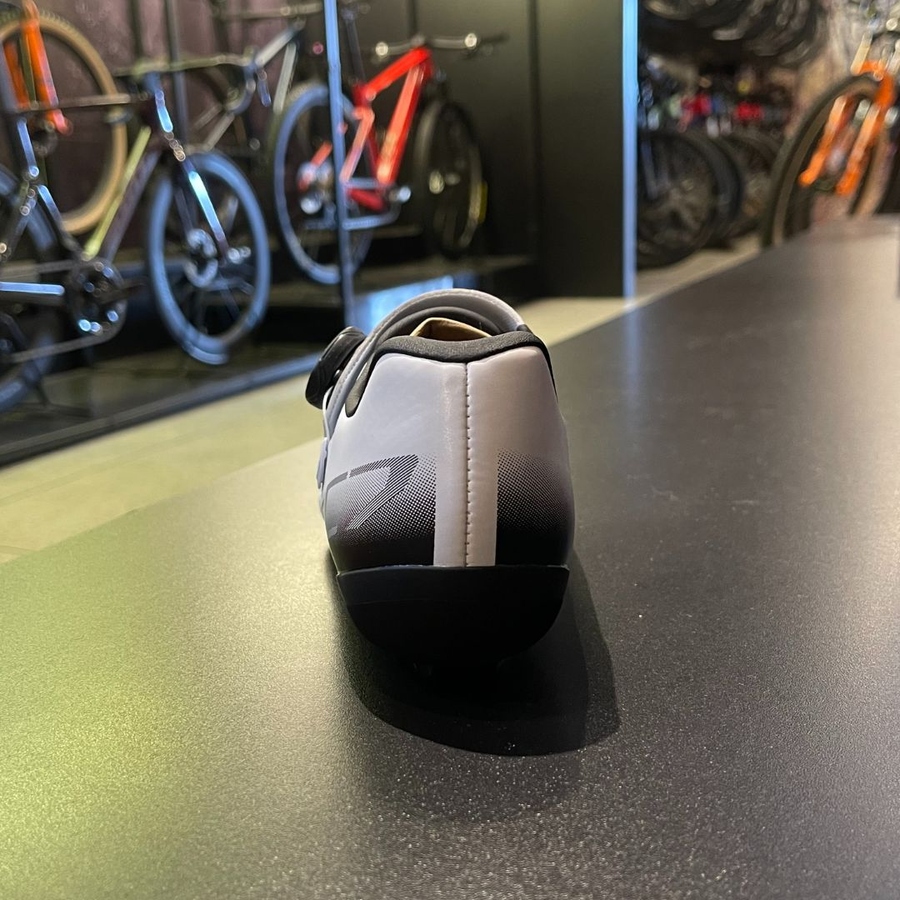 Sapatilha Shimano SH-RC702 Speed Branca