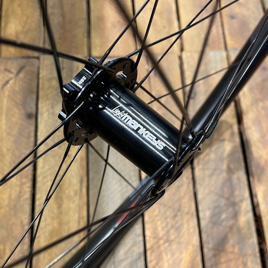 Rodas MTB Session C30 em Carbono Left