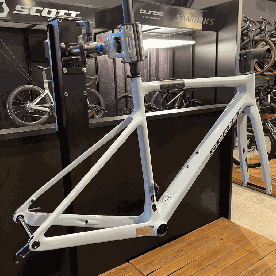 Quadro SCOTT em Carbono ADDICT HMF branco gelo
