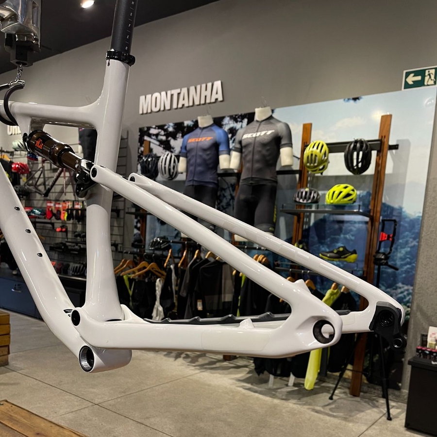 Quadro Specialized Epic Evo com Kashima Branco