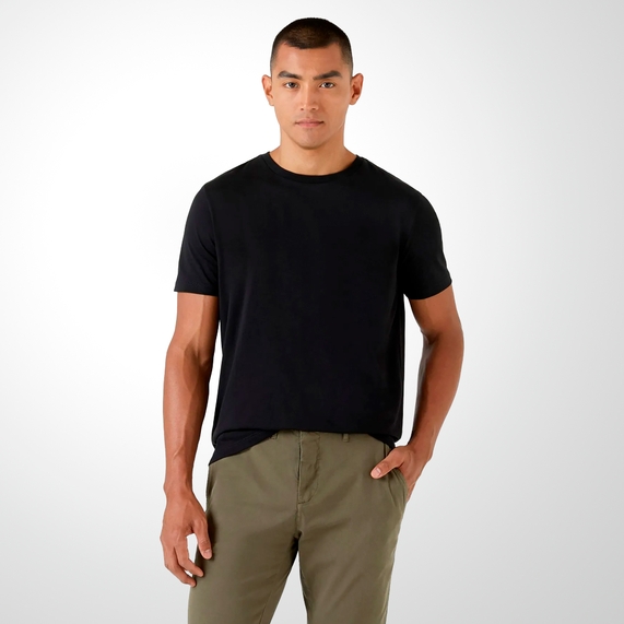 CAMISETA MASCULINA PIMA LEVE GOLA C PRETA OFICINA
