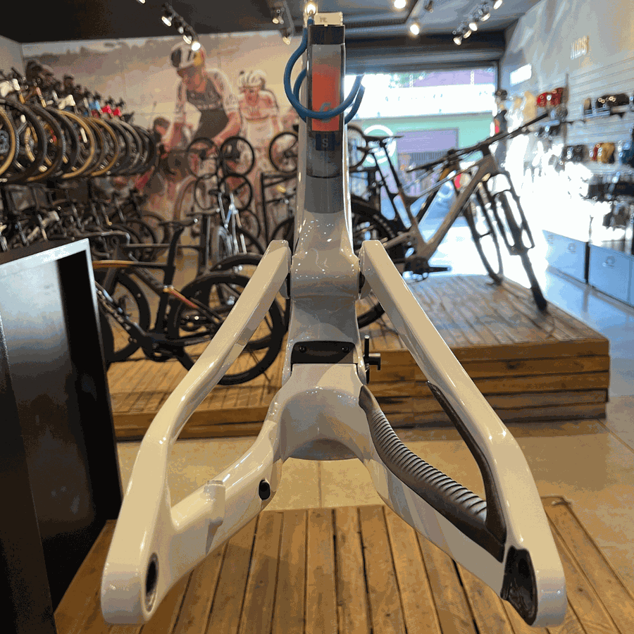 Quadro SCOTT Spark RC team issue em Carbono branco gelo