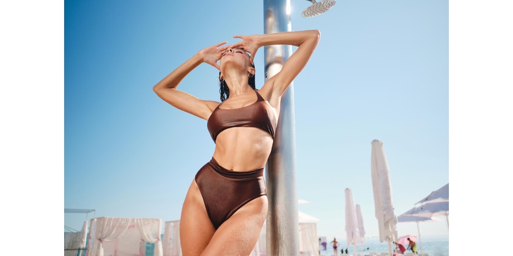 Biquíni cintura alta: veja os modelos e dicas de como usar (e arrasar)