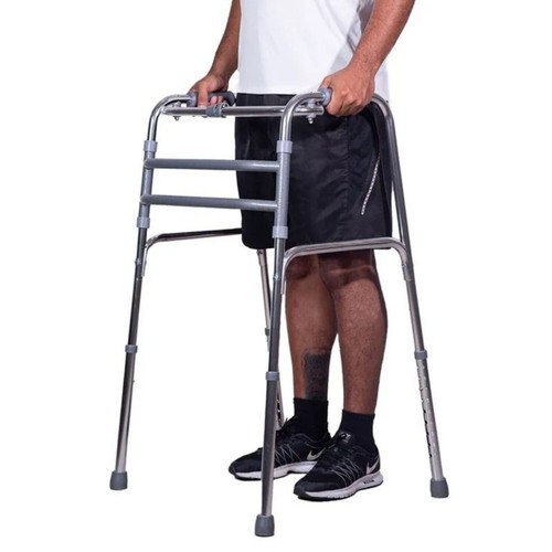 ANDADOR ALUMINIO DOBRAVEL ARTICULADO 130KG MERCUR PRATA