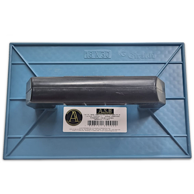 DESEMPENADEIRA DE PVC CORRUGADA GIRALDI 18 X 30CM