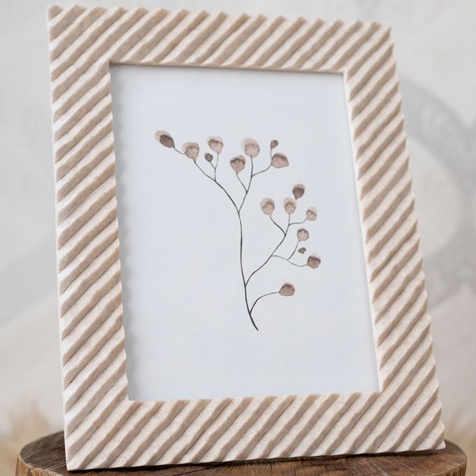 Porta-Retrato em Polirresina Cru 15x21  – Estilo Natural e Sofisticação - 1