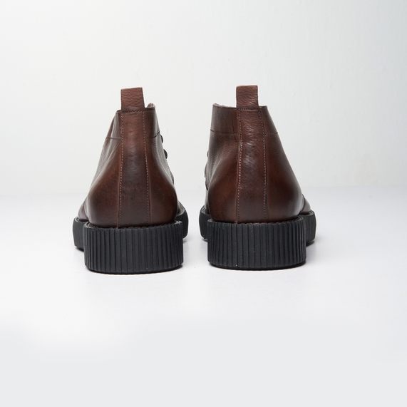 BOTA MASCULINA CHUKKA COURO CAFÉ PADRÃO