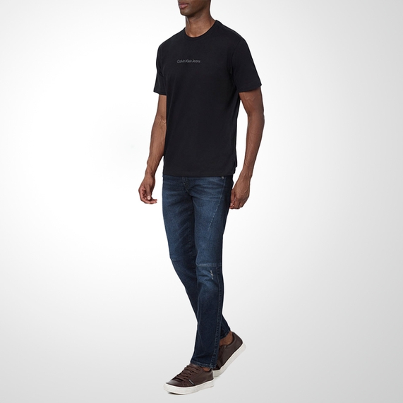 CAMISETA MASCULINA ALGODÃO LOGO CENTRALIZADO PRETA CALVIN KLEIN JEANS