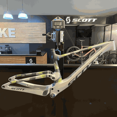 Quadro SCOTT Spark RC comp em Carbono cinza camuflado