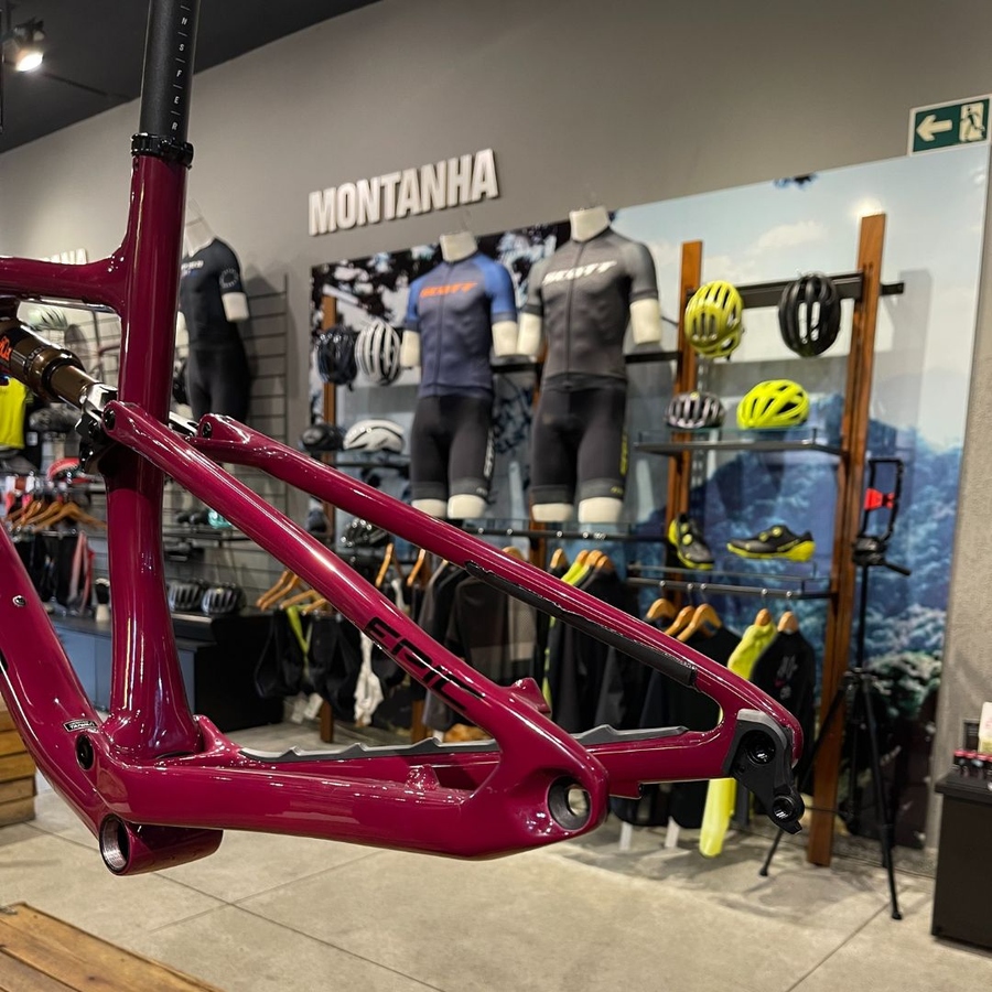 Quadro Specialized Epic Evo com Kashima Vinho