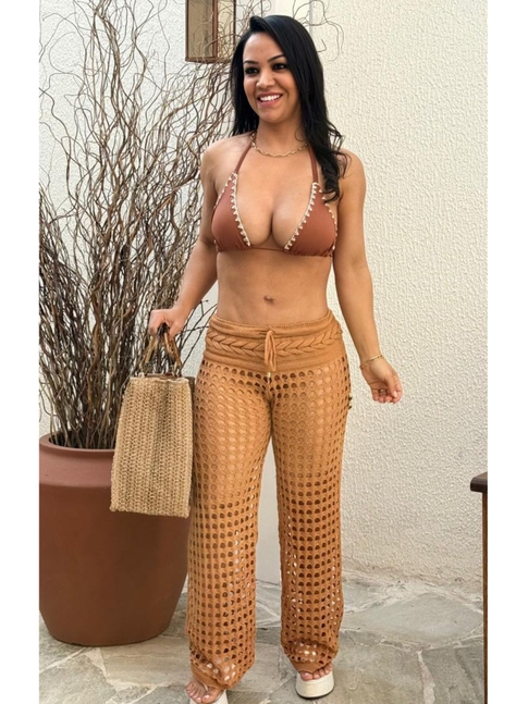 SAÍDA DE PRAIA CALÇA NO TRICÔ NUDE