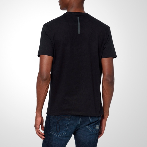 CAMISETA MASCULINA ALGODÃO LOGO CENTRALIZADO PRETA CALVIN KLEIN JEANS