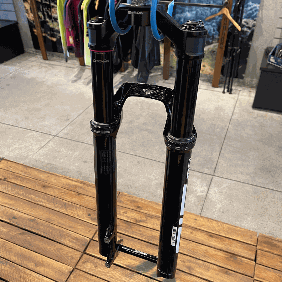Garfo de Suspensão RockShox Sid Ultimate 120mm Preta com Trava no Guidão
