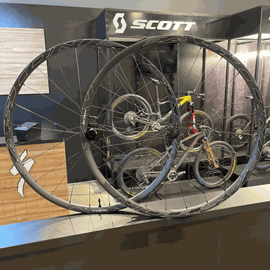 Rodas Easton EC90 AX em Carbono