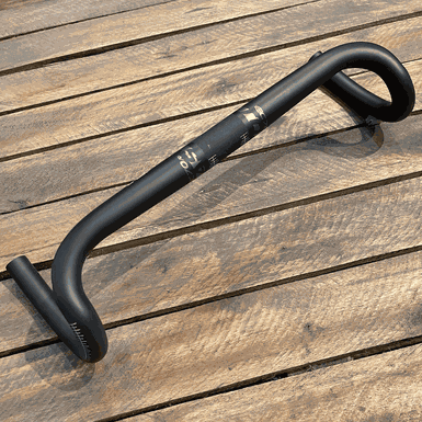 Guidão Easton EC70 AX em Carbono