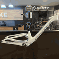Quadro SCOTT Spark RC team em Carbono branco e preto