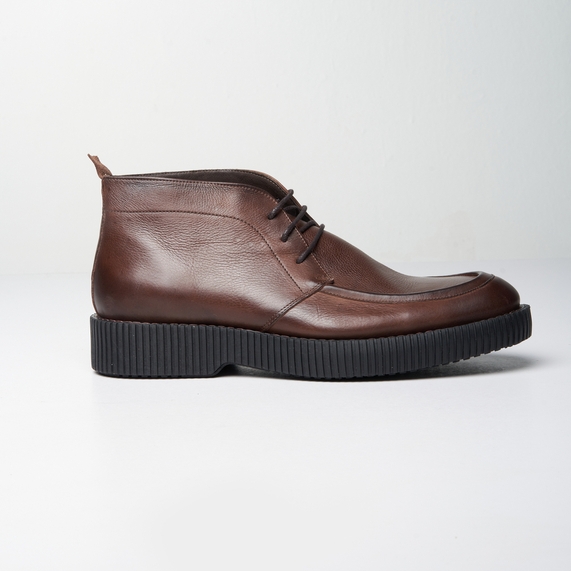BOTA MASCULINA CHUKKA COURO CAFÉ PADRÃO