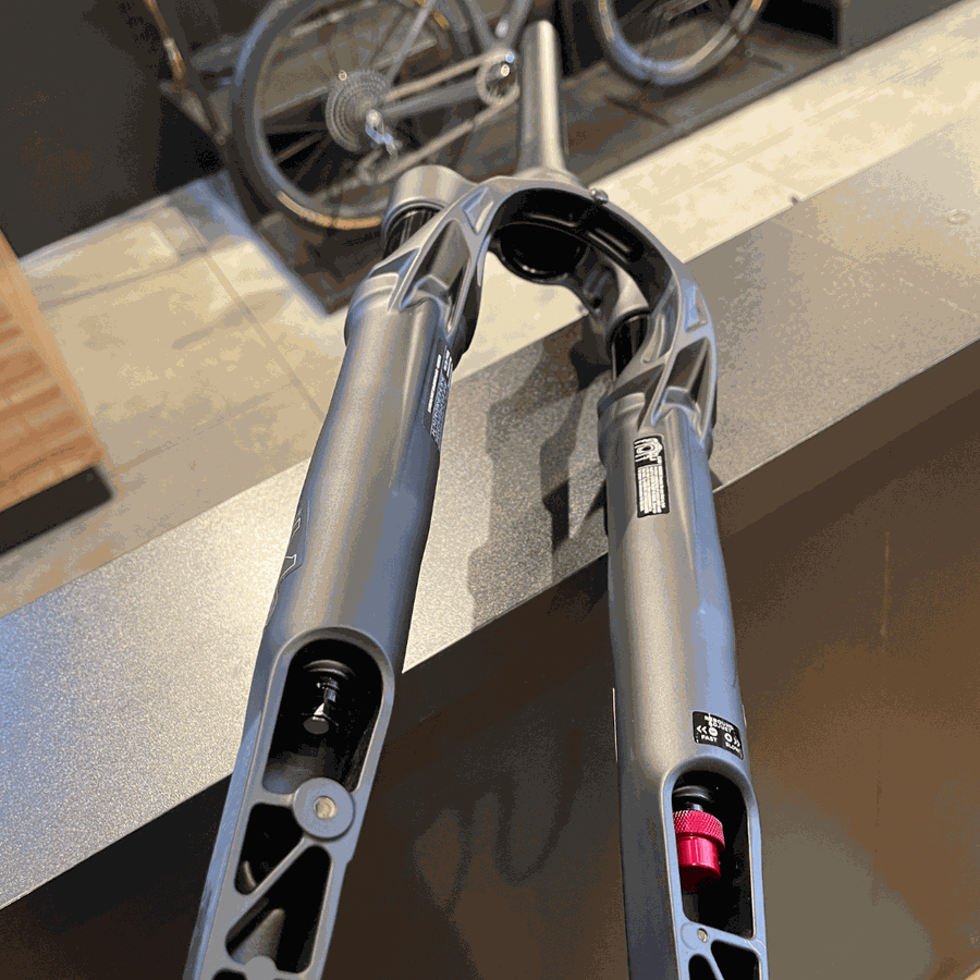 Garfo de Suspensão Fox Performance GRIP Original 32 Para Gravel Preta fosca 40mm