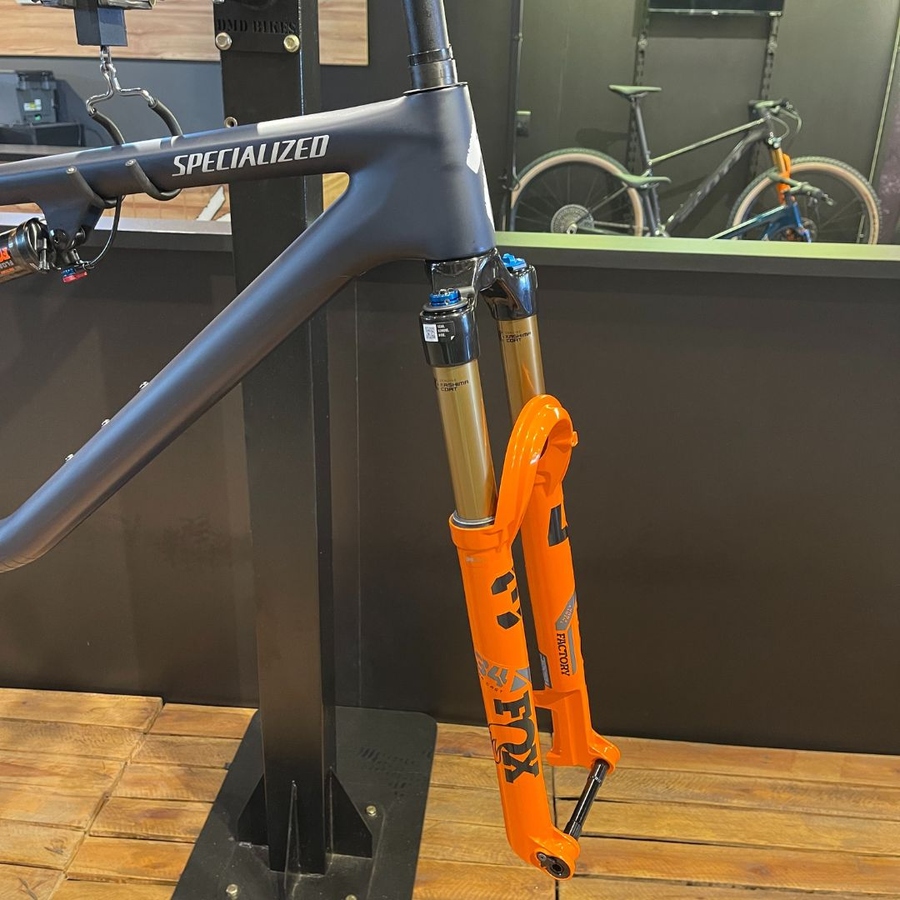 Quadro Specialized Epic Evo com Kashima Preto
