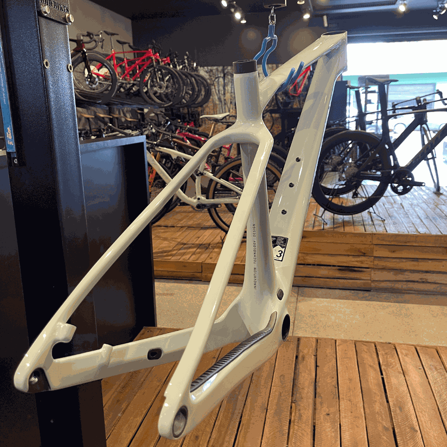 Quadro Scott Em Carbono Scale HMF HT Off-White
