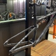 Quadro Specialized Epic Evo com Kashima Carbono - 4