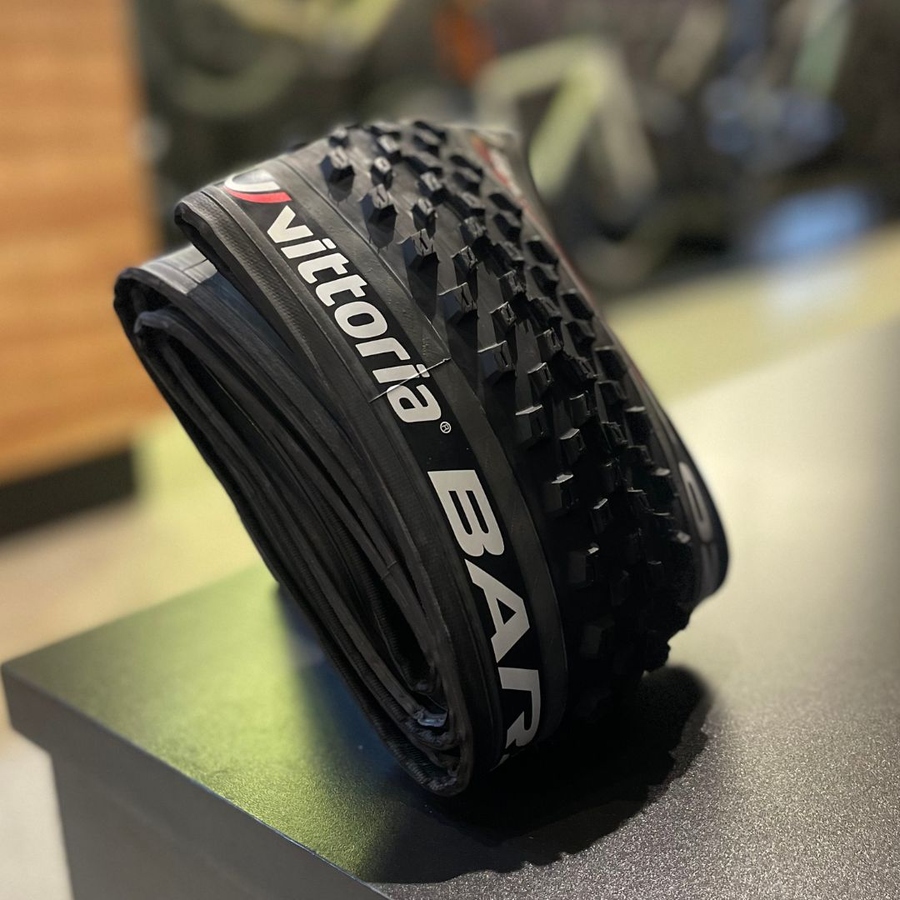 Pneu MTB Vittoria Barzo XCR TNT Tubeless  Preto e Cinza