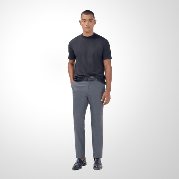 CAMISETA OFICINA RESERVA MASCULINA GOLA MÉDIA FIO PIMA PRETA