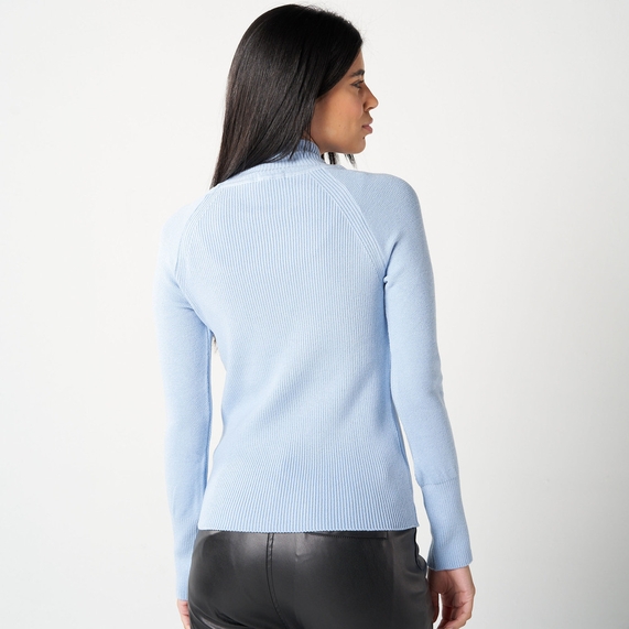 BLUSA FEMININA EM TRICOT LISO AZUL PADRÃO