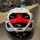 Capacete Abus Stormchaser Branco Tropical - 4