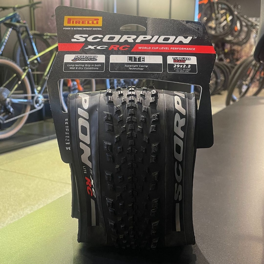 Pneu MTB Pirelli Scorpion XC RC Lite Tubeless  Cinza