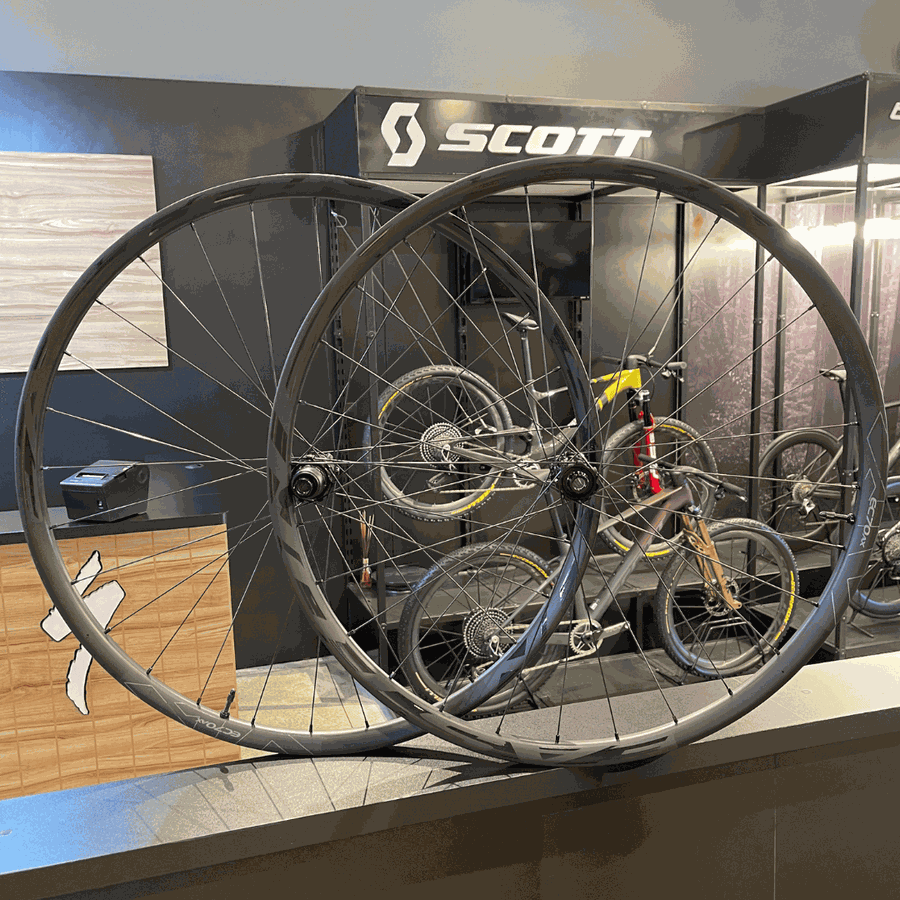 Rodas Easton EC70 AX em Carbono