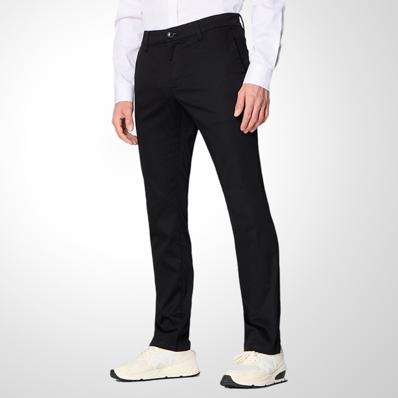 CALÇA ARMANI EXCHANGE CHINO EM POPELINE DE ALGODÃO PRETA
