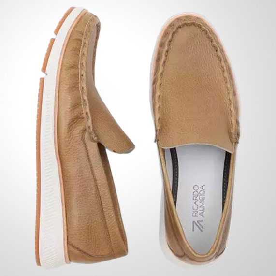 MOCASSIM MASCULINO COSTURA MANUAL BEGE RICARDO ALMEIDA