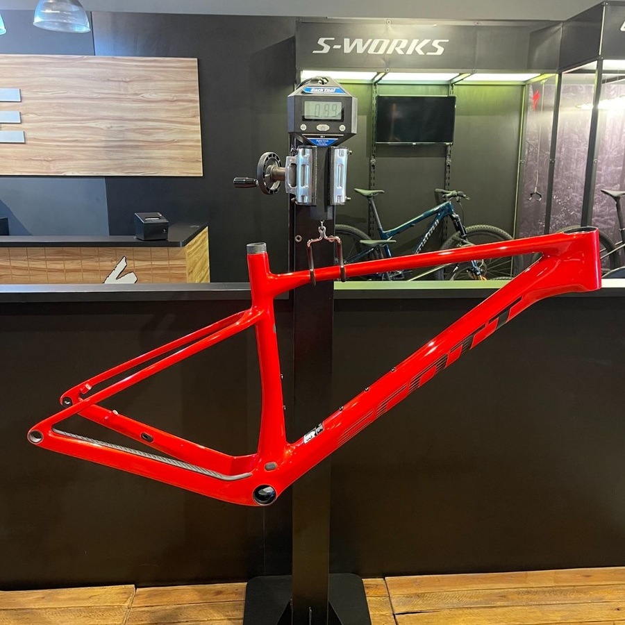 Quadro Scott Em Carbono Scale HMF HT Vermelho e Preto
