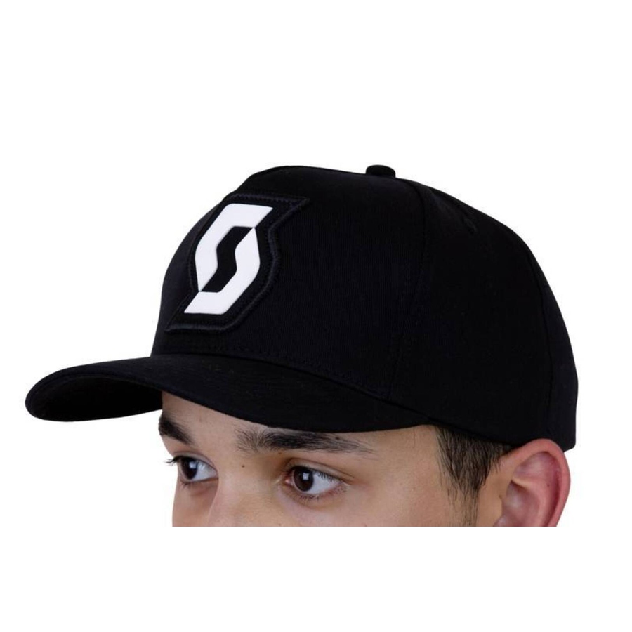 Boné Scott Preto e Branco